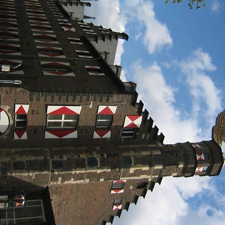 Hotel Roemerhafen Koln Bagian luar foto